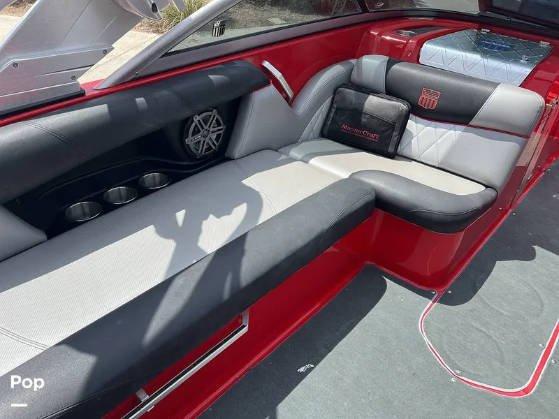 Slide: The Image of Mastercraft X30 2013 - 16242183