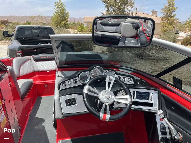 Slide: The Image of Mastercraft X30 2013 - 16242185