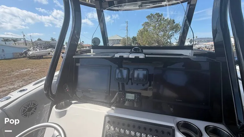 Slide: The Image of Tidewater 320 CC Adventure 2020 - 16231717