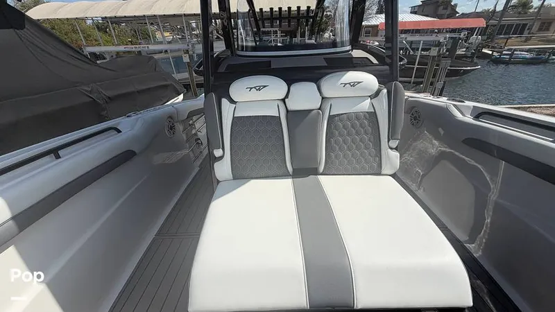 Slide: The Image of Tidewater 320 CC Adventure 2020 - 16231735