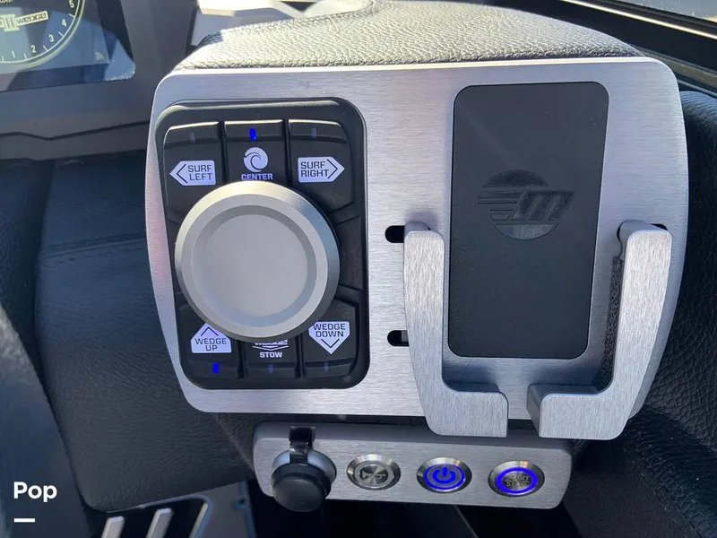 Slide: The Image of Malibu Wakesetter 23 LSV 2024 - 16280208