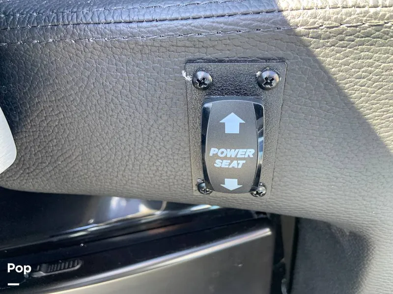 Slide: The Image of Malibu Wakesetter 23 LSV 2024 - 16280210