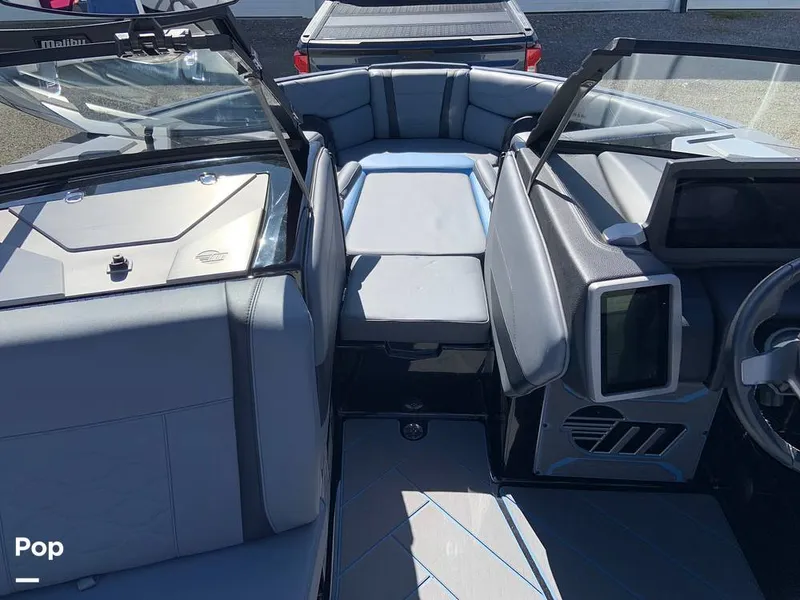 Slide: The Image of Malibu Wakesetter 23 LSV 2024 - 16280215