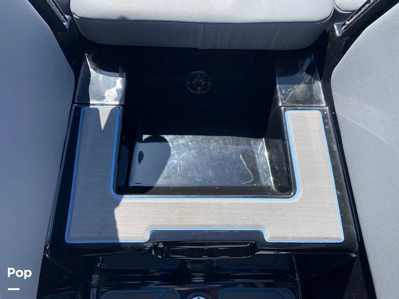 Slide: The Image of Malibu Wakesetter 23 LSV 2024 - 16280222