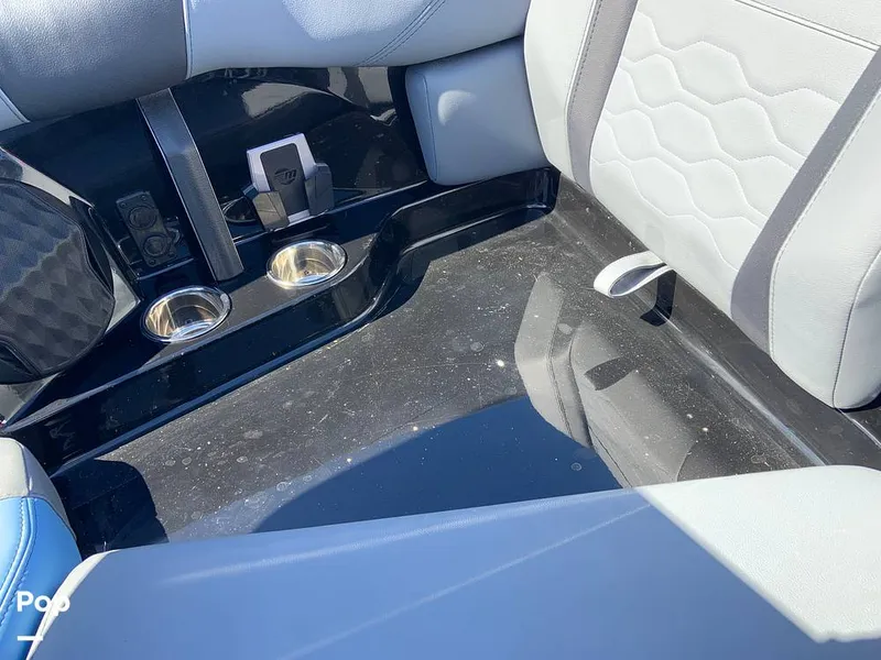 Slide: The Image of Malibu Wakesetter 23 LSV 2024 - 16280226