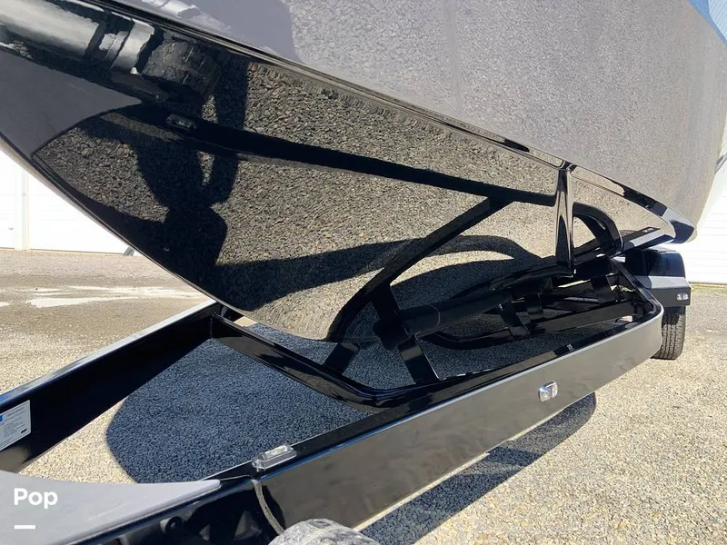 Slide: The Image of Malibu Wakesetter 23 LSV 2024 - 16280374