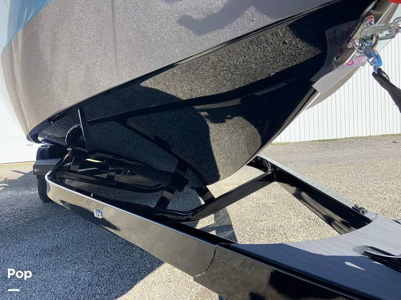 Slide: The Image of Malibu Wakesetter 23 LSV 2024 - 16280375