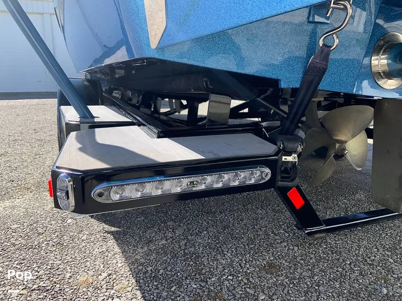 Slide: The Image of Malibu Wakesetter 23 LSV 2024 - 16280367