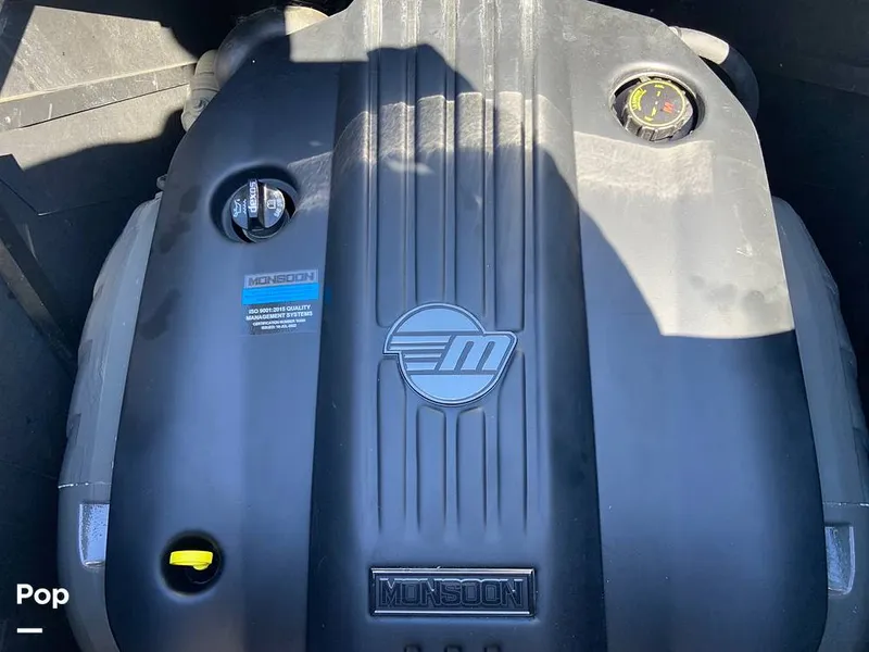 Slide: The Image of Malibu Wakesetter 23 LSV 2024 - 16276167