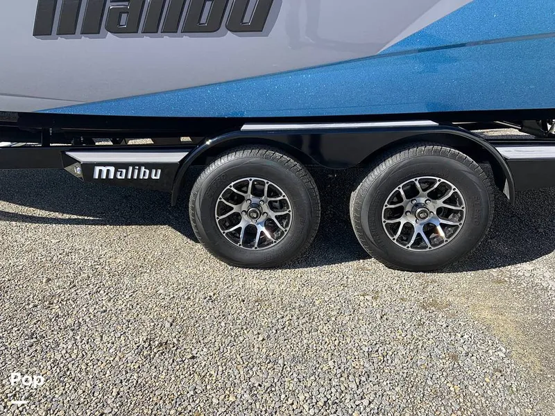 Slide: The Image of Malibu Wakesetter 23 LSV 2024 - 16280371