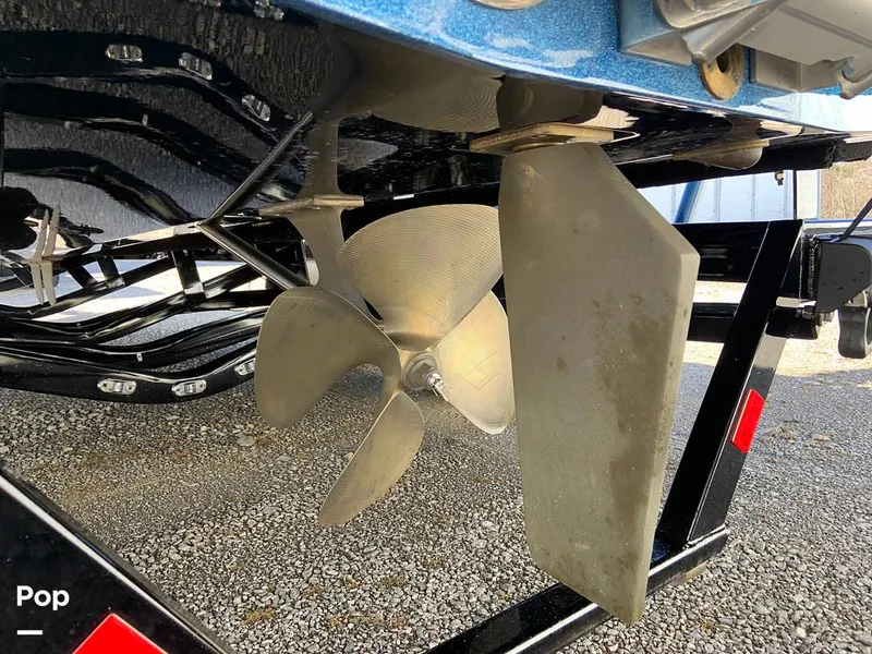 Slide: The Image of Malibu Wakesetter 23 LSV 2024 - 16280125