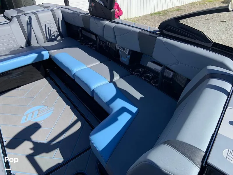 Slide: The Image of Malibu Wakesetter 23 LSV 2024 - 16280144