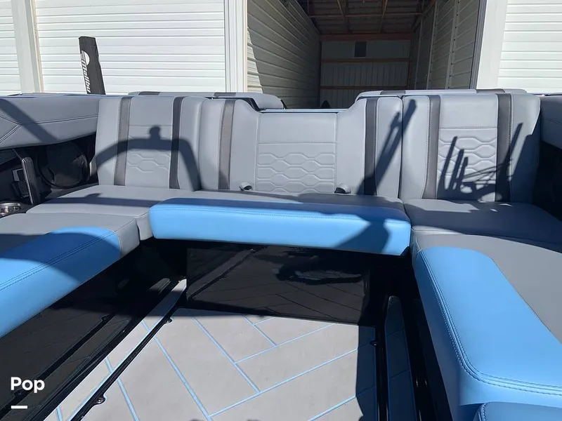 Slide: The Image of Malibu Wakesetter 23 LSV 2024 - 16280151