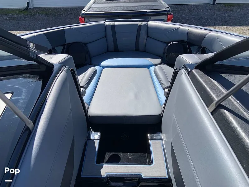 Slide: The Image of Malibu Wakesetter 23 LSV 2024 - 16280156