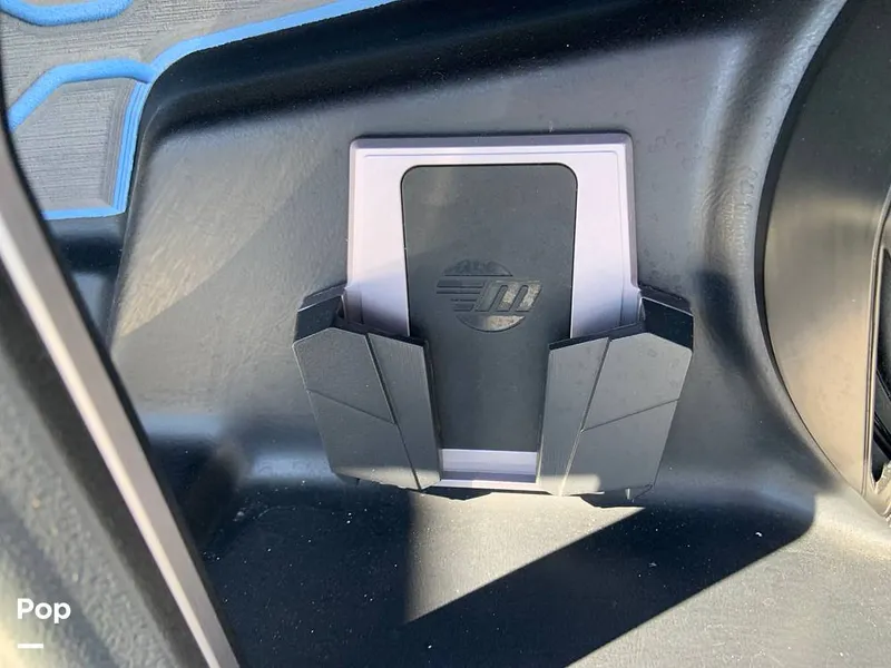 Slide: The Image of Malibu Wakesetter 23 LSV 2024 - 16280164