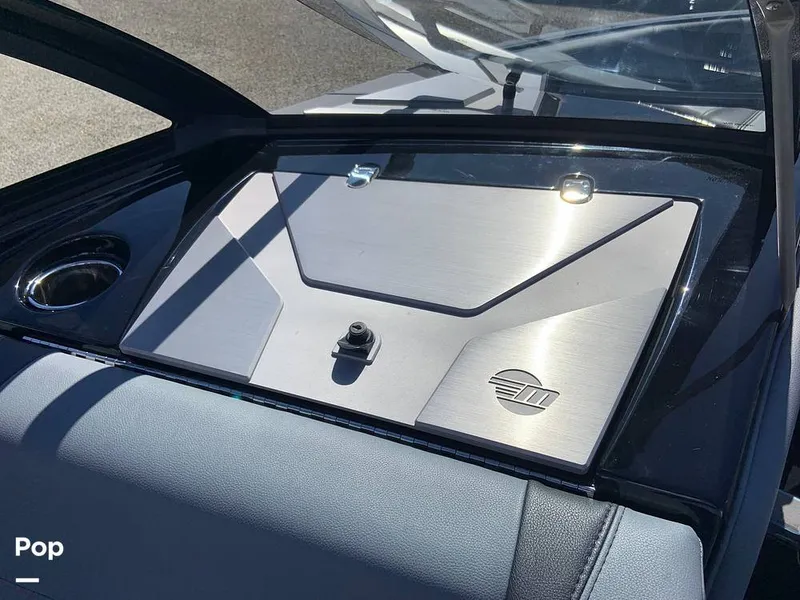 Slide: The Image of Malibu Wakesetter 23 LSV 2024 - 16280176