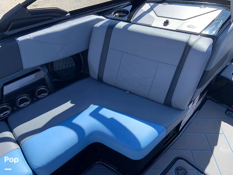 Slide: The Image of Malibu Wakesetter 23 LSV 2024 - 16280178