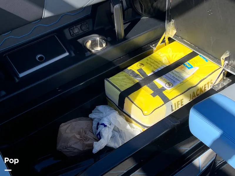 Slide: The Image of Malibu Wakesetter 23 LSV 2024 - 16280192