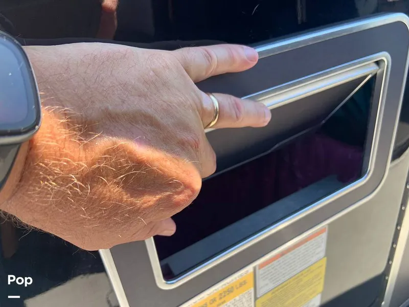 Slide: The Image of Trash Can - 16574509