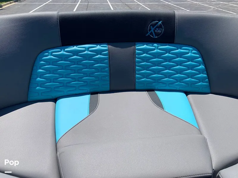 Slide: The Image of Mastercraft X22 2022 - 16574569