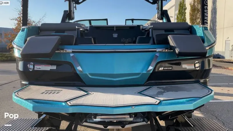 Slide: The Image of Mastercraft X22 2022 - 16260398