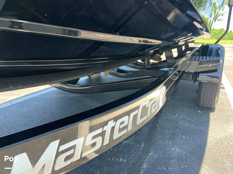 Slide: The Image of Mastercraft X22 2022 - 16574630