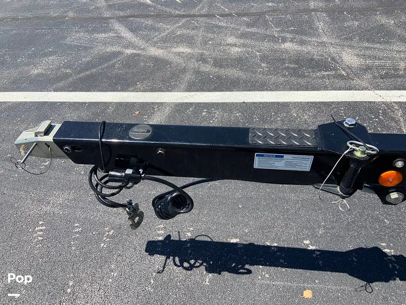Slide: The Image of Mastercraft X22 2022 - 16574625