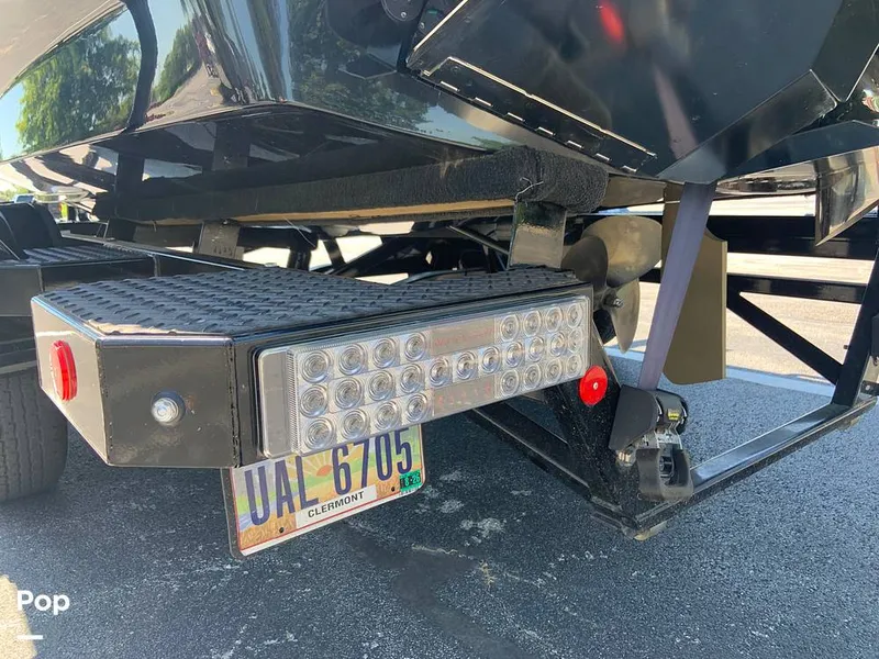 Slide: The Image of Mastercraft X22 2022 - 16574637