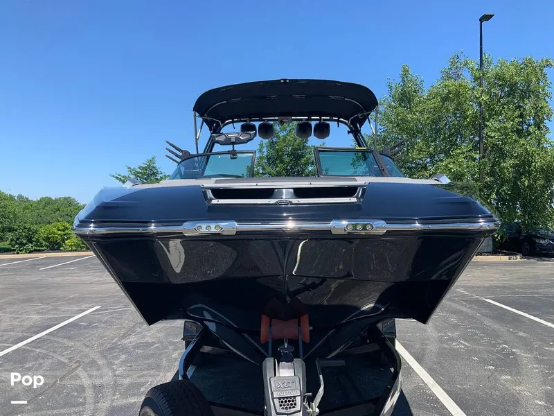 Slide: The Image of Mastercraft X22 2022 - 16574611