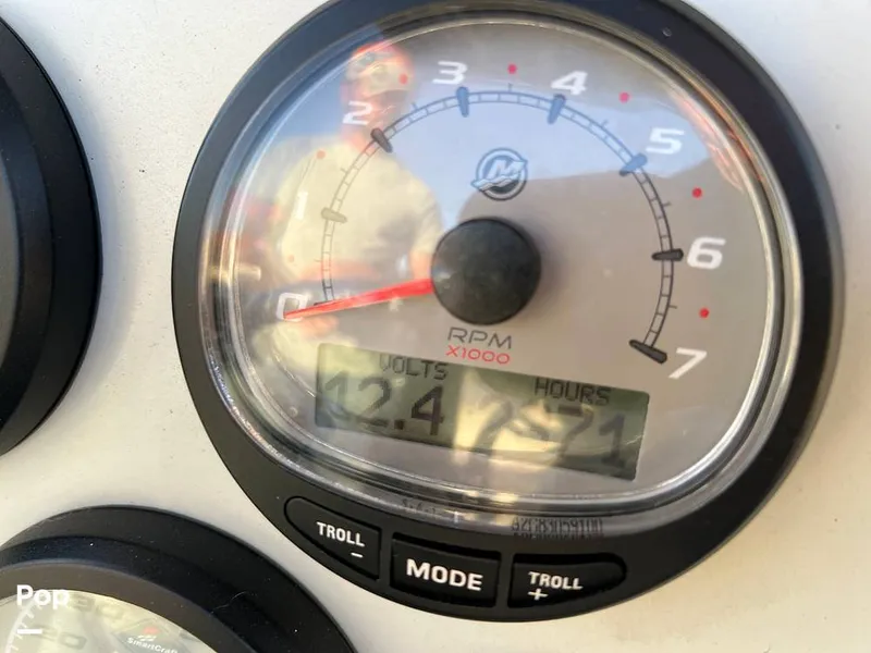 Slide: The Image of Boston Whaler 240 Justice/Outrage 2011 - 16241727