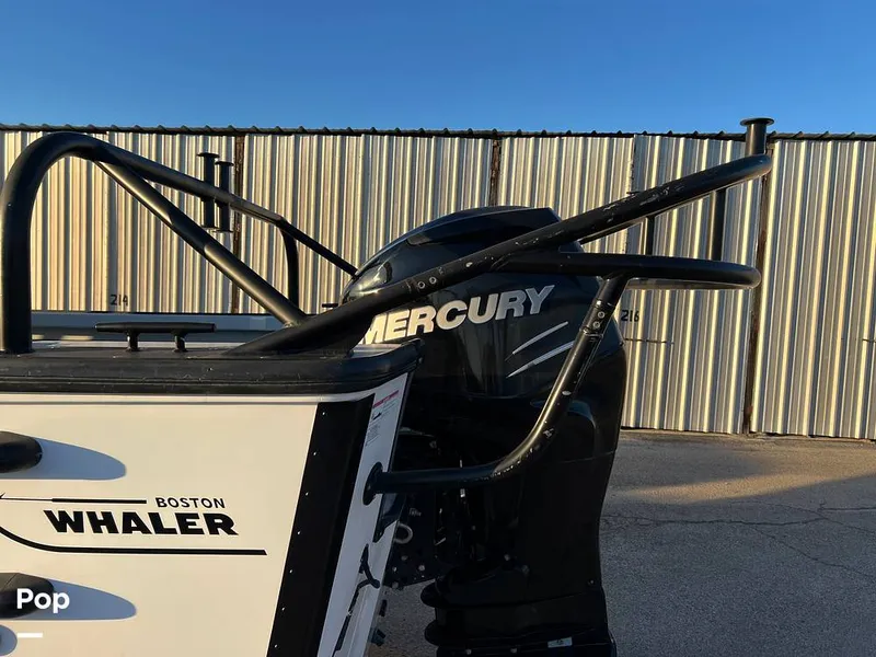 Slide: The Image of Boston Whaler 240 Justice/Outrage 2011 - 16241785