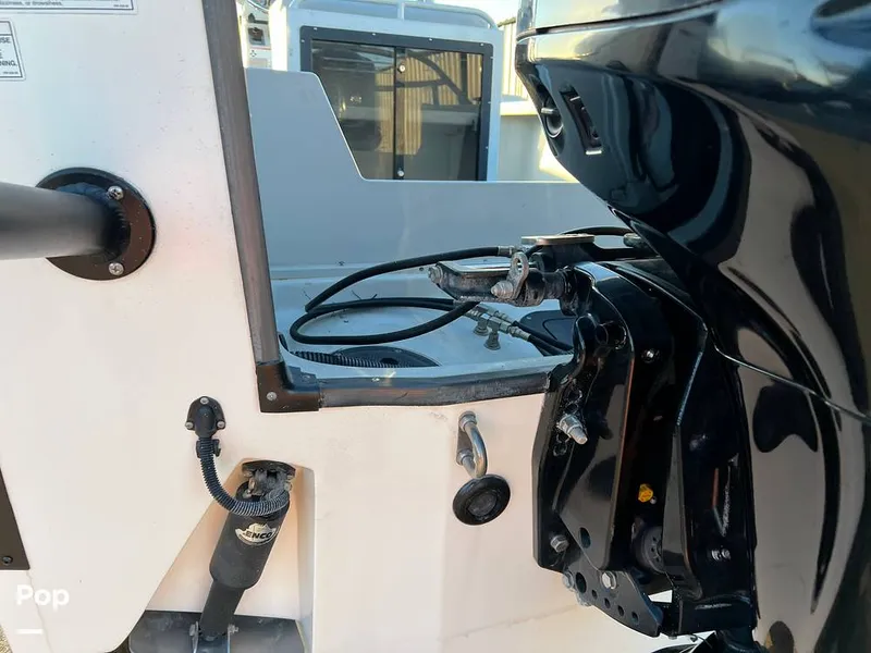 Slide: The Image of Boston Whaler 240 Justice/Outrage 2011 - 16241792