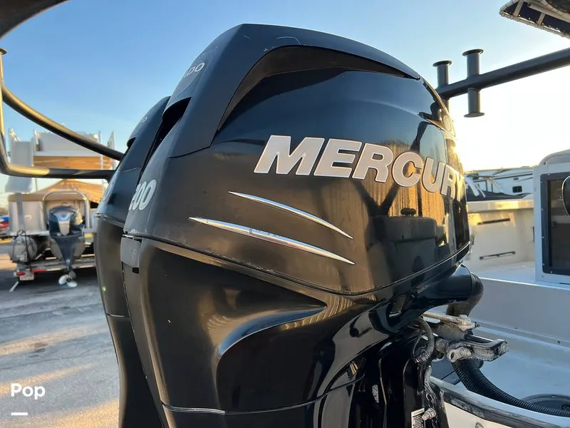 Slide: The Image of Boston Whaler 240 Justice/Outrage 2011 - 16241793