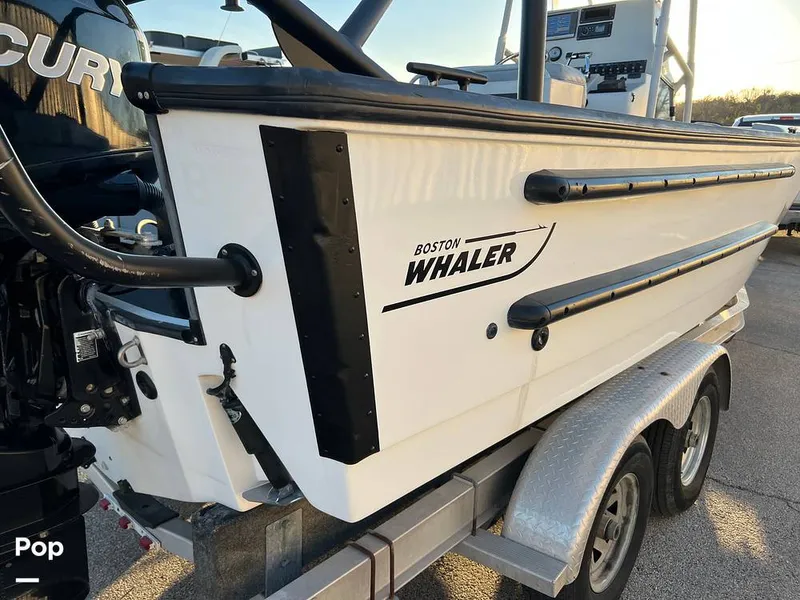 Slide: The Image of Boston Whaler 240 Justice/Outrage 2011 - 16241796