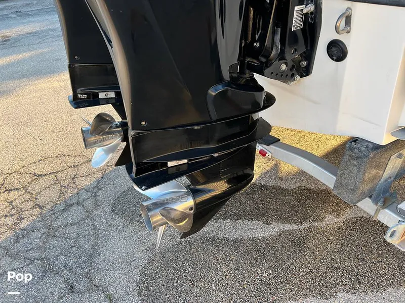 Slide: The Image of Boston Whaler 240 Justice/Outrage 2011 - 16241798