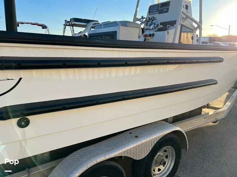 Slide: The Image of Boston Whaler 240 Justice/Outrage 2011 - 16241800