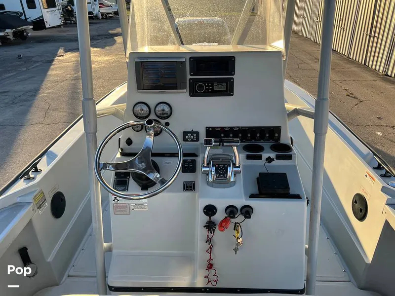 Slide: The Image of Boston Whaler 240 Justice/Outrage 2011 - 16241730