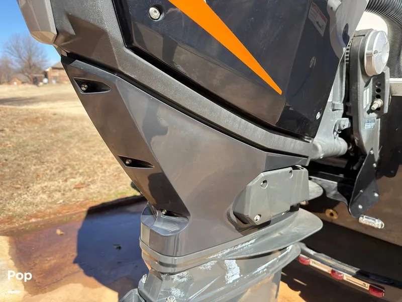 Slide: The Image of Hurricane SS 201 2019 - 16237532