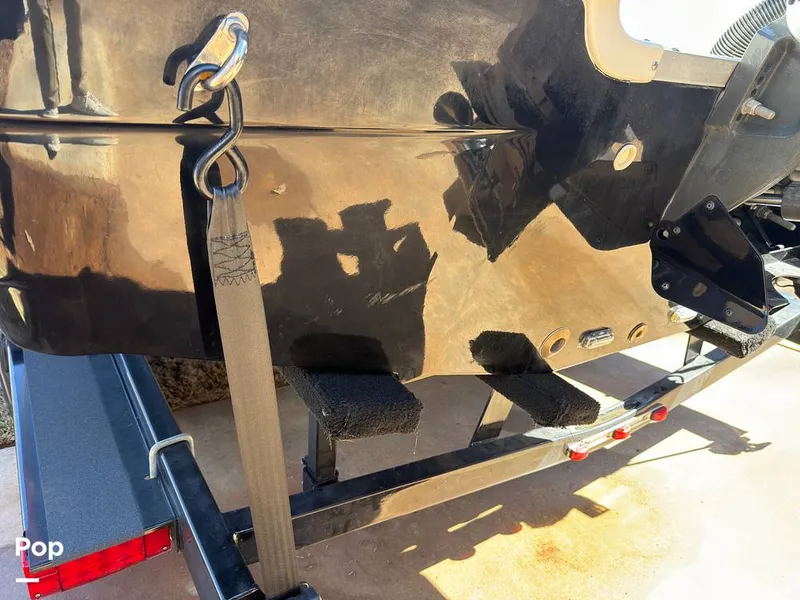 Slide: The Image of Hurricane SS 201 2019 - 16237549