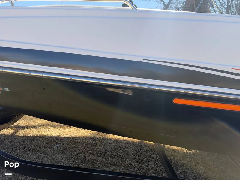 Slide: The Image of Hurricane SS 201 2019 - 16237557