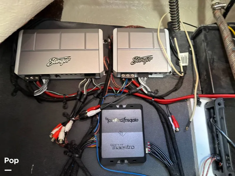 Slide: The Image of Hurricane SS 201 2019 - 16237450