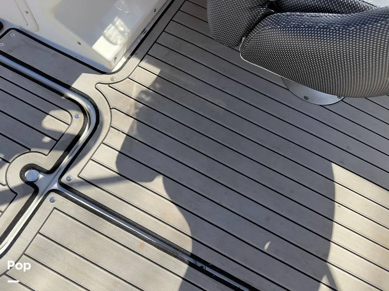 Slide: The Image of Hurricane SS 201 2019 - 16237451