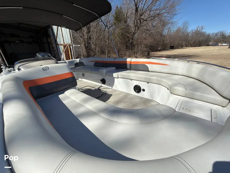 Slide: The Image of Hurricane SS 201 2019 - 16237570