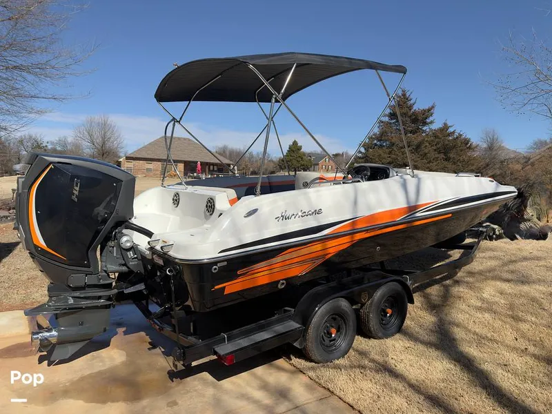 Slide: The Image of Hurricane SS 201 2019 - 16237426