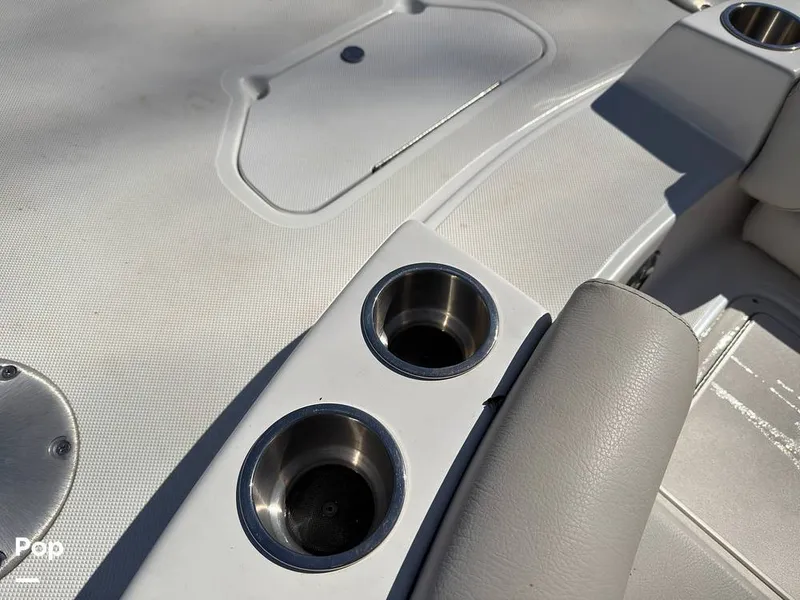 Slide: The Image of Hurricane SS 201 2019 - 16237469