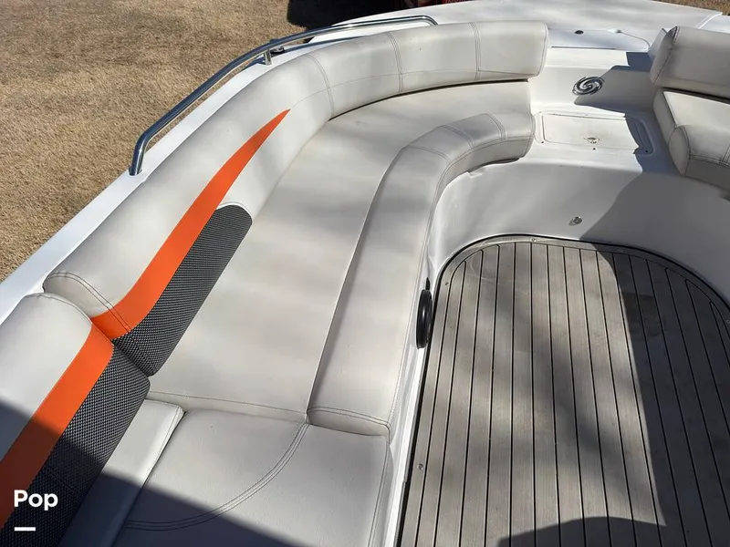 Slide: The Image of Hurricane SS 201 2019 - 16237470