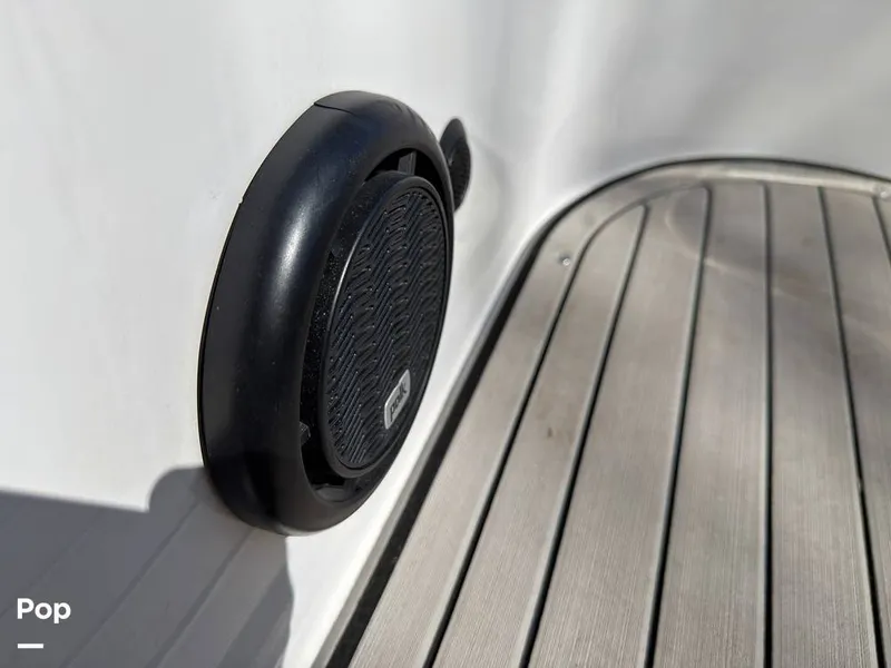 Slide: The Image of Hurricane SS 201 2019 - 16237472