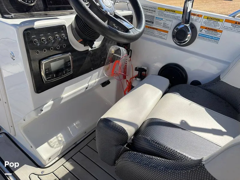 Slide: The Image of Hurricane SS 201 2019 - 16237486