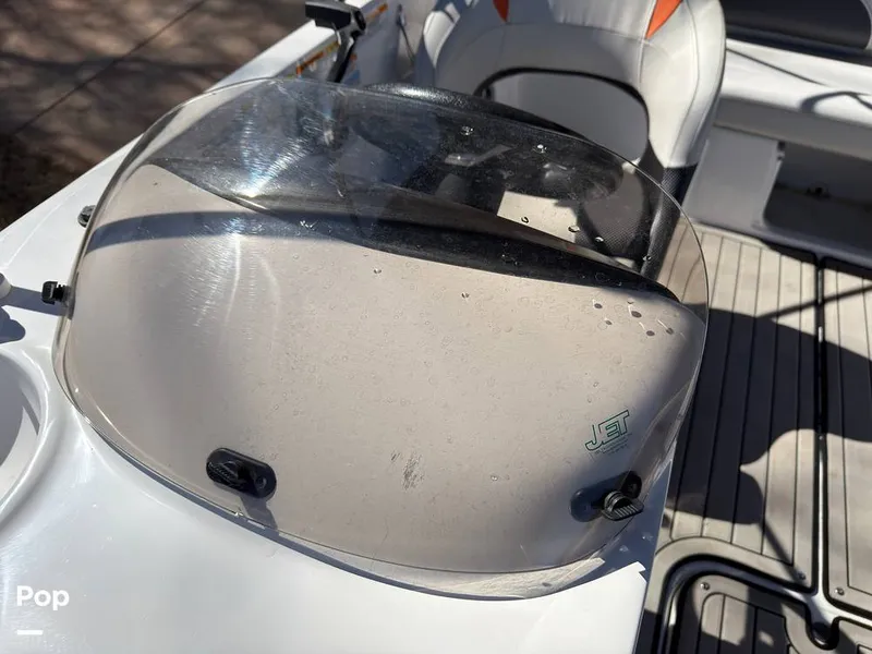 Slide: The Image of Hurricane SS 201 2019 - 16237490