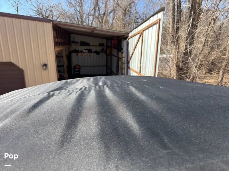 Slide: The Image of Hurricane SS 201 2019 - 16237495